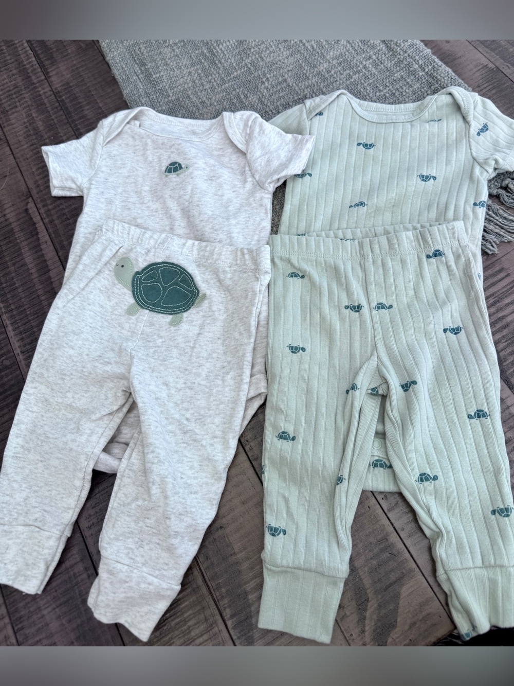 Complete Baby Turtle Print One-Piece Set in Light Gray and Sage Embroidered